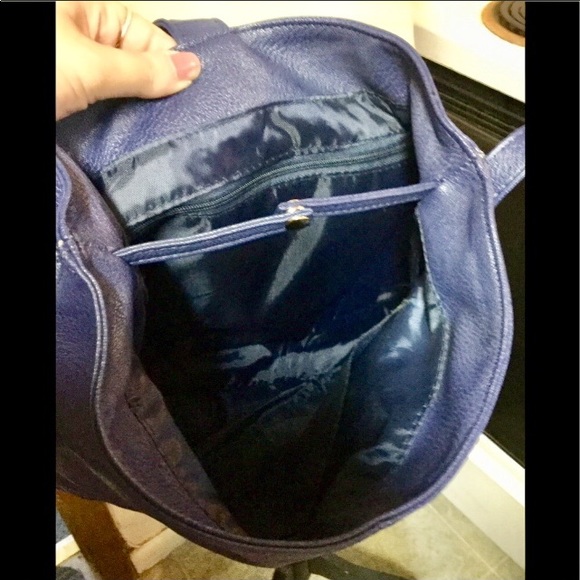 Blue Faux Leather Purse/Bag, Long Strap,Gold Clasp - Picture 6 of 6